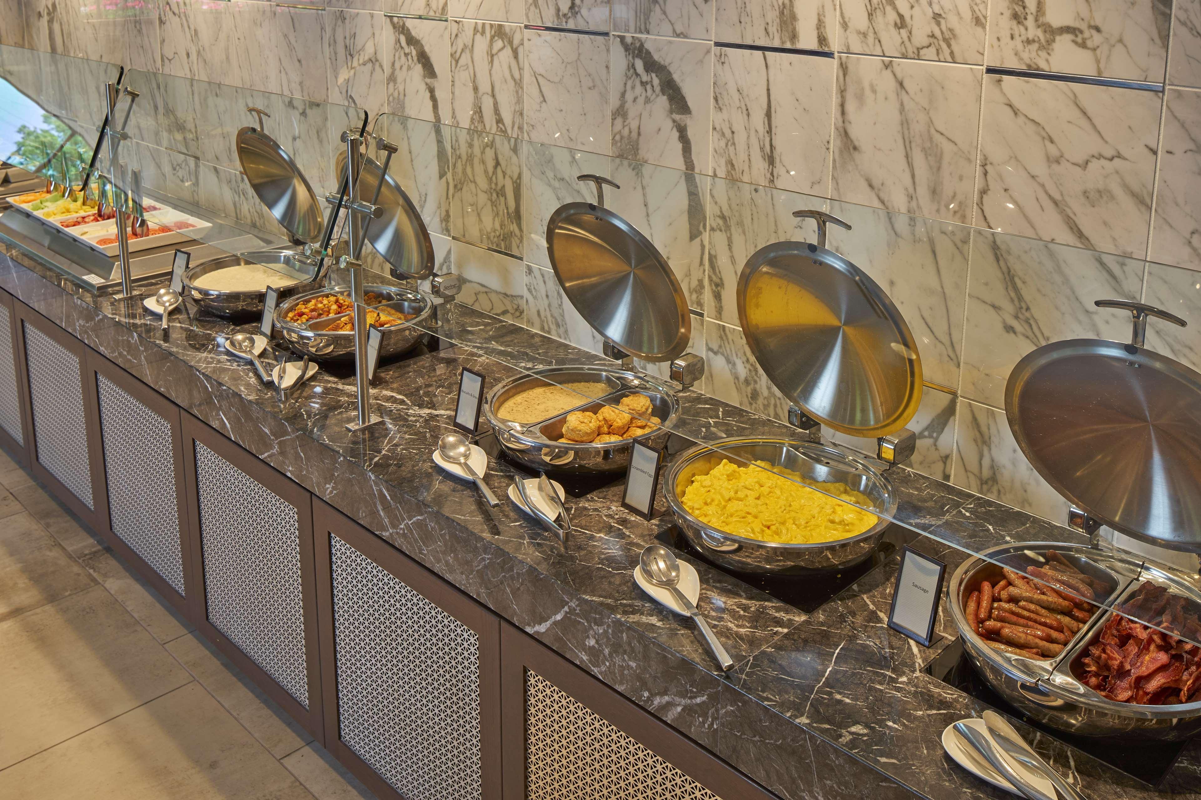 Hilton Raleigh North Hills Hotell Restaurang bild
