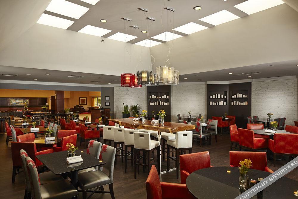 Hilton Raleigh North Hills Hotell Exteriör bild